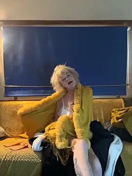 ladyboatlady online show from October 31, 7:31 am