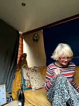 ladyboatlady online show from November 23, 3:23 pm