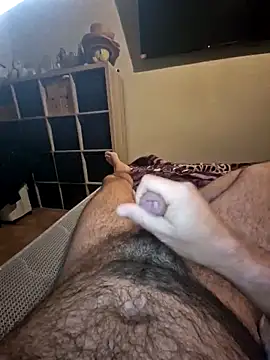 aries41s online show from December 15, 6:28 am