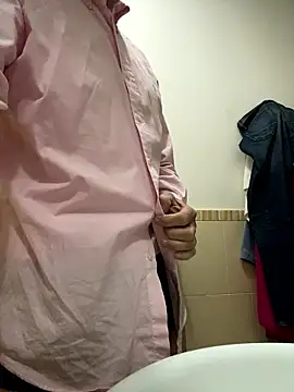 Snapshot of sasatimido chatting on January 10, 9:11 am sasatimido online show from January 10, 9:11 am