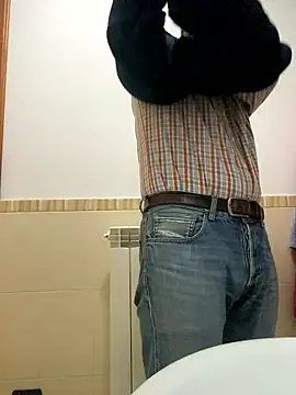 Snapshot of sasatimido chatting on January 13, 5:35 am sasatimido online show from January 13, 5:35 am