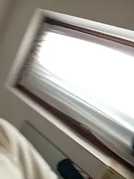 Snapshot of sasatimido chatting on March 1, 8:05 am sasatimido online show from March 1, 8:05 am