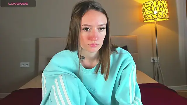 cutienaughtygirl online show from November 13, 8:46 am