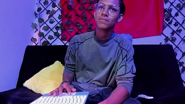 dreyk20 online show from July 24, 8:07 pm