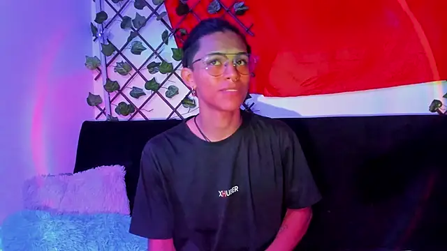 dreyk20 online show from July 25, 8:39 pm