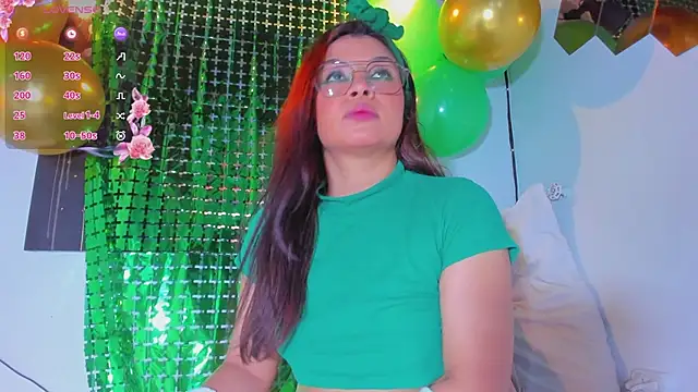 Karlaliones69 online show from March 17, 11:57 am