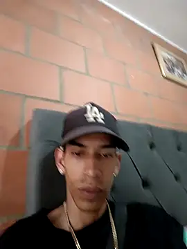 briamhoconor xh online show from November 13, 7:35 pm