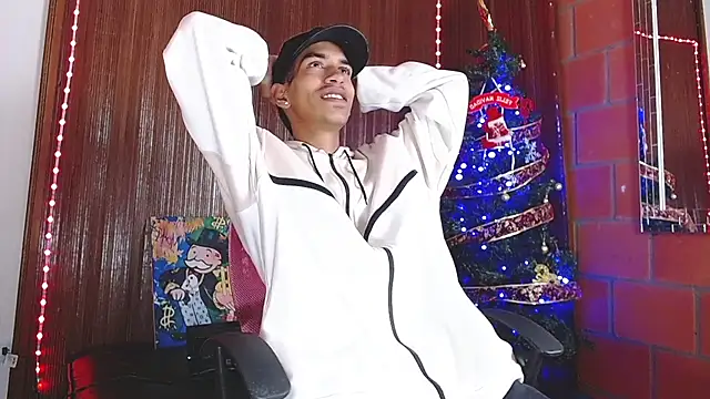 briamhoconor xh online show from December 20, 8:49 pm