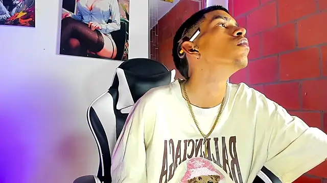 briamhoconor xh online show from March 22, 1:42 am