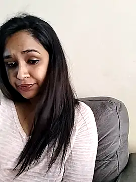 Snapshot of cute_indianxo chatting on December 23, 7:39 am cute indianxo online show from December 23, 7:39 am