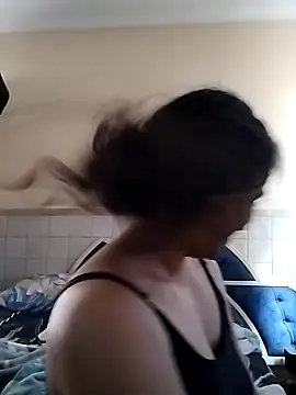 Snapshot of cute_indianxo chatting on February 2, 7:18 am cute indianxo online show from February 2, 7:18 am