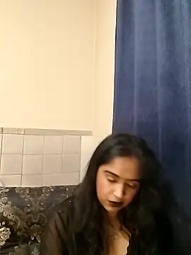 cute indianxo online show from May 30, 10:07 pm