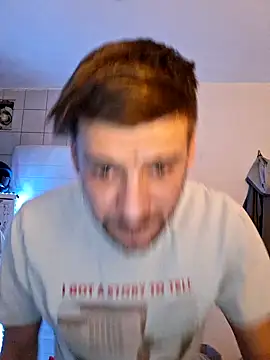 a7ex online show from December 25, 10:05 pm