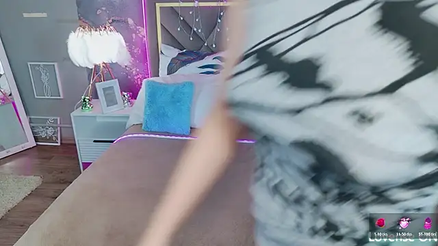 Ketrin Jones online show from March 10, 7:24 am