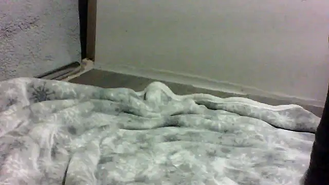 lovemedirty online show from February 19, 4:19 am