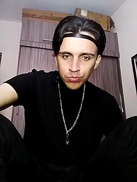 Snapshot of danylano chatting on October 10, 9:58 pm danylano online show from October 10, 9:58 pm