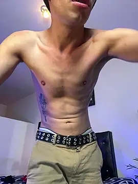 Snapshot of santiago_cutex chatting on February 3, 7:24 am santiago cutex online show from February 3, 7:24 am