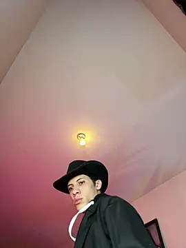 Snapshot of santiago_cutex chatting on February 26, 4:06 pm santiago cutex online show from February 26, 4:06 pm