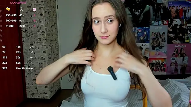 LucyRose3 online show from October 13, 4:12 am