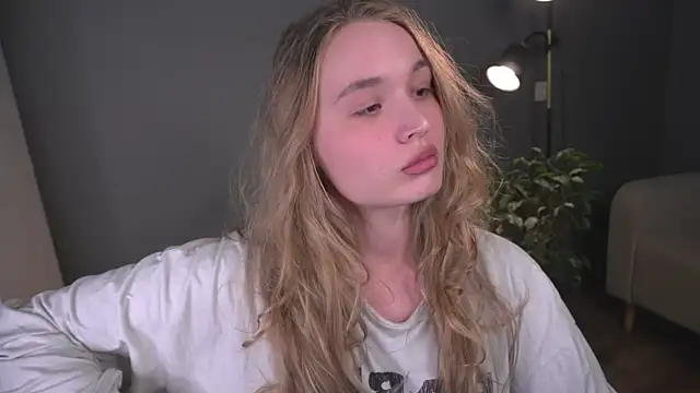 lisa schiele online show from January 7, 8:22 pm