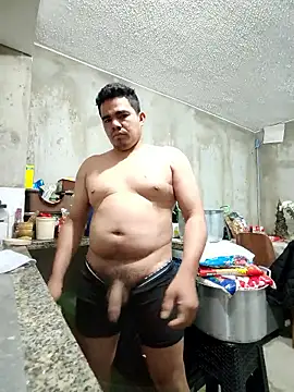 Snapshot of 2025-DANIEL chatting on January 8, 11:51 pm 2025-DANIEL online show from January 8, 11:51 pm