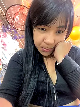 Snapshot of ThaliaFlorez chatting on October 28, 5:59 pm ThaliaFlorez online show from October 28, 5:59 pm