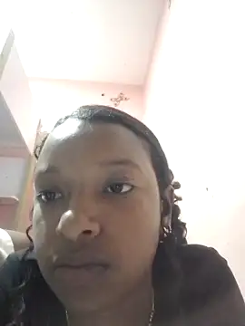 Snapshot of sweet_seductioon chatting on October 7, 1:47 am sweet seductioon online show from October 7, 1:47 am