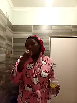 Snapshot of Young_Slut21 chatting on November 7, 2:22 am Young Slut21 online show from November 7, 2:22 am