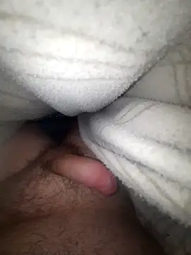 blueeyesss online show from October 26, 1:00 am