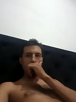 Snapshot of _Fire_boy1 chatting on October 6, 3:59 am  Fire boy1 online show from October 6, 3:59 am