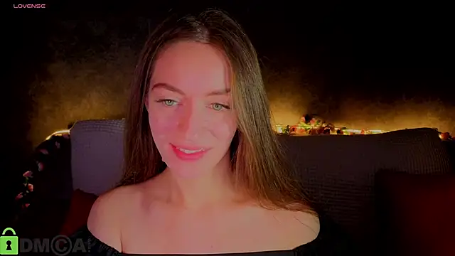 Agnes Wells online show from November 30, 9:24 am