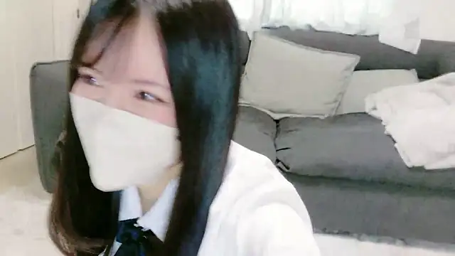 Snapshot of moemilk chatting on July 26, 1:47 am moemilk online show from July 26, 1:47 am