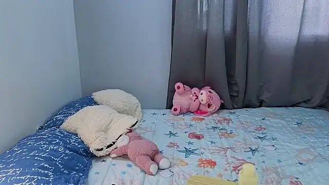 Penelophe01 online show from March 30, 8:10 pm