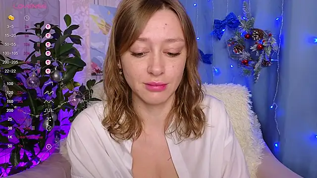 evashiny  online show from December 16, 3:11 am