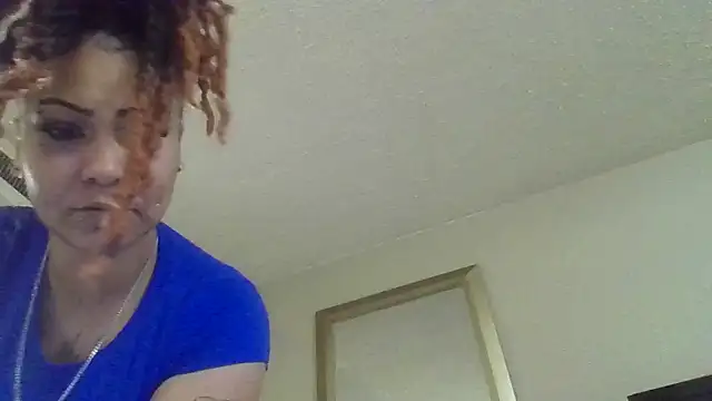 Flossee online show from February 10, 5:00 am