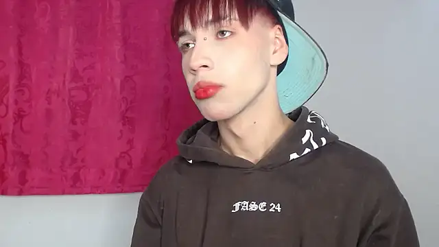 lucky stricke online show from November 22, 4:33 am