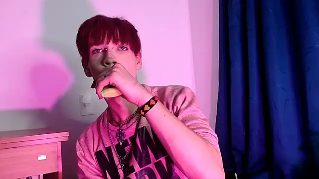 lucky stricke online show from April 7, 4:46 am