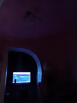 Snapshot of SquirtMilf00 chatting on November 27, 3:41 am SquirtMilf00 online show from November 27, 3:41 am