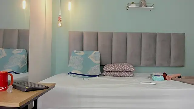 genesis4u online show from February 18, 12:12 pm