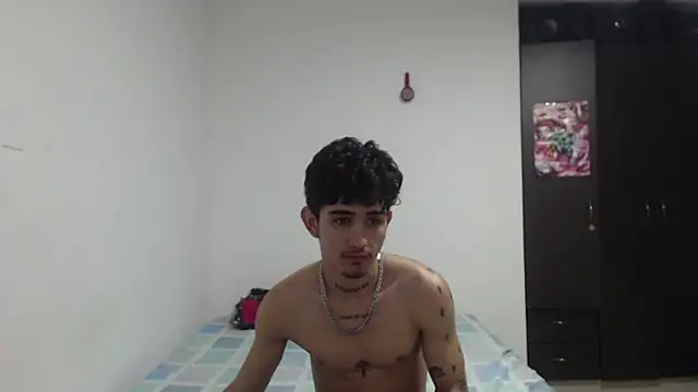 nextboywell1 online show from November 22, 9:14 pm