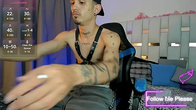 nextboywell1 online show from March 3, 3:34 am