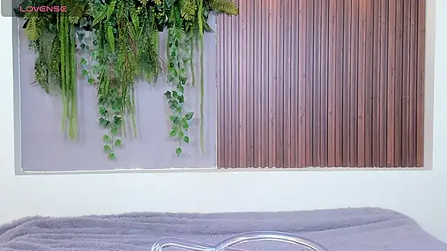 Snapshot of Dakotaferreti chatting on October 17, 10:01 pm Dakotaferreti online show from October 17, 10:01 pm