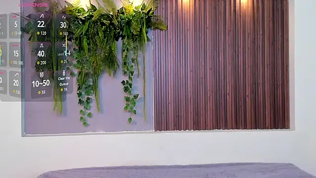 Snapshot of Dakotaferreti chatting on October 20, 8:31 pm Dakotaferreti online show from October 20, 8:31 pm