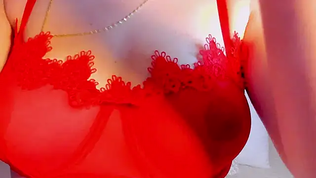 EmilyyRamirez online show from December 20, 2:02 pm