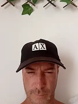 Snapshot of Loiroatv36 chatting on February 13, 2:13 pm Loiroatv36 online show from February 13, 2:13 pm