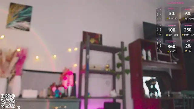 KendalHottt online show from December 18, 3:45 am