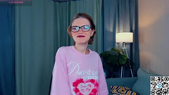 EdlinGathright online show from November 3, 3:41 am