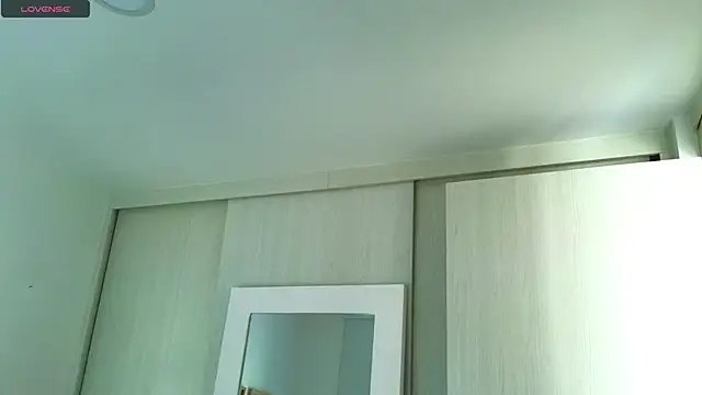 yulian vasquez online show from September 17, 11:56 am