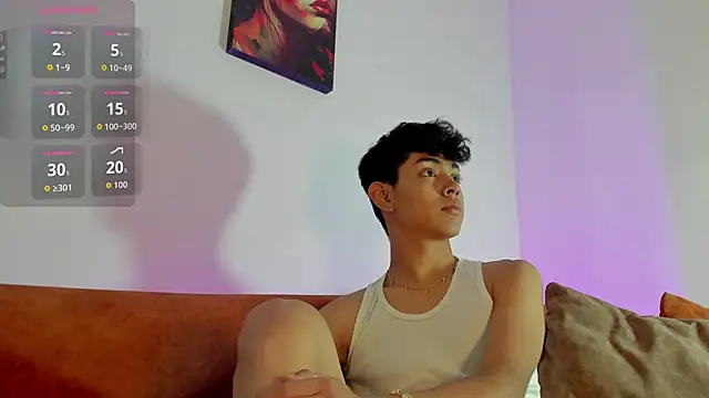 LoganTwink18 online show from September 30, 12:10 pm