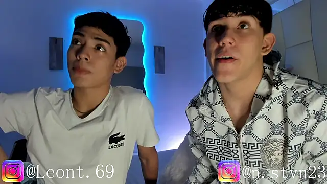 LoganTwink18 online show from April 1, 2:34 am